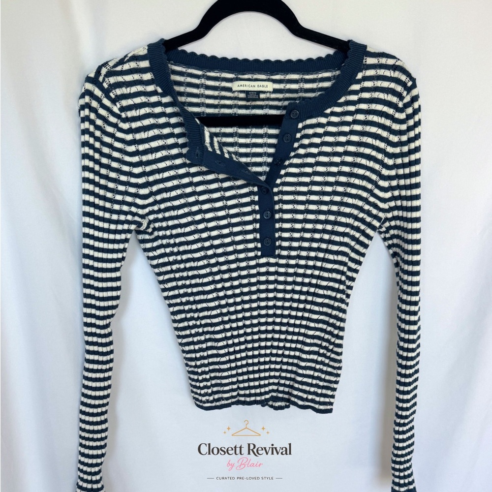 American Eagle Navy Stripe Pointelle Henley Knit Top Long Sleeve Scallop Size M